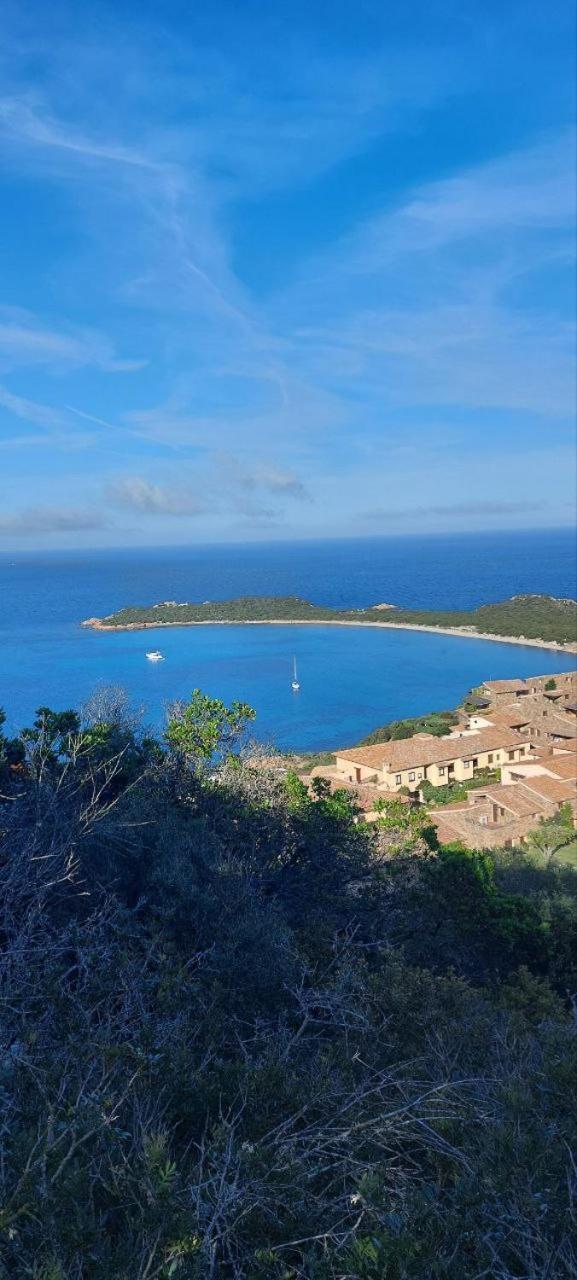 Appartamento A 50 Mt Dal Mare Porto San Paolo  Exteriör bild